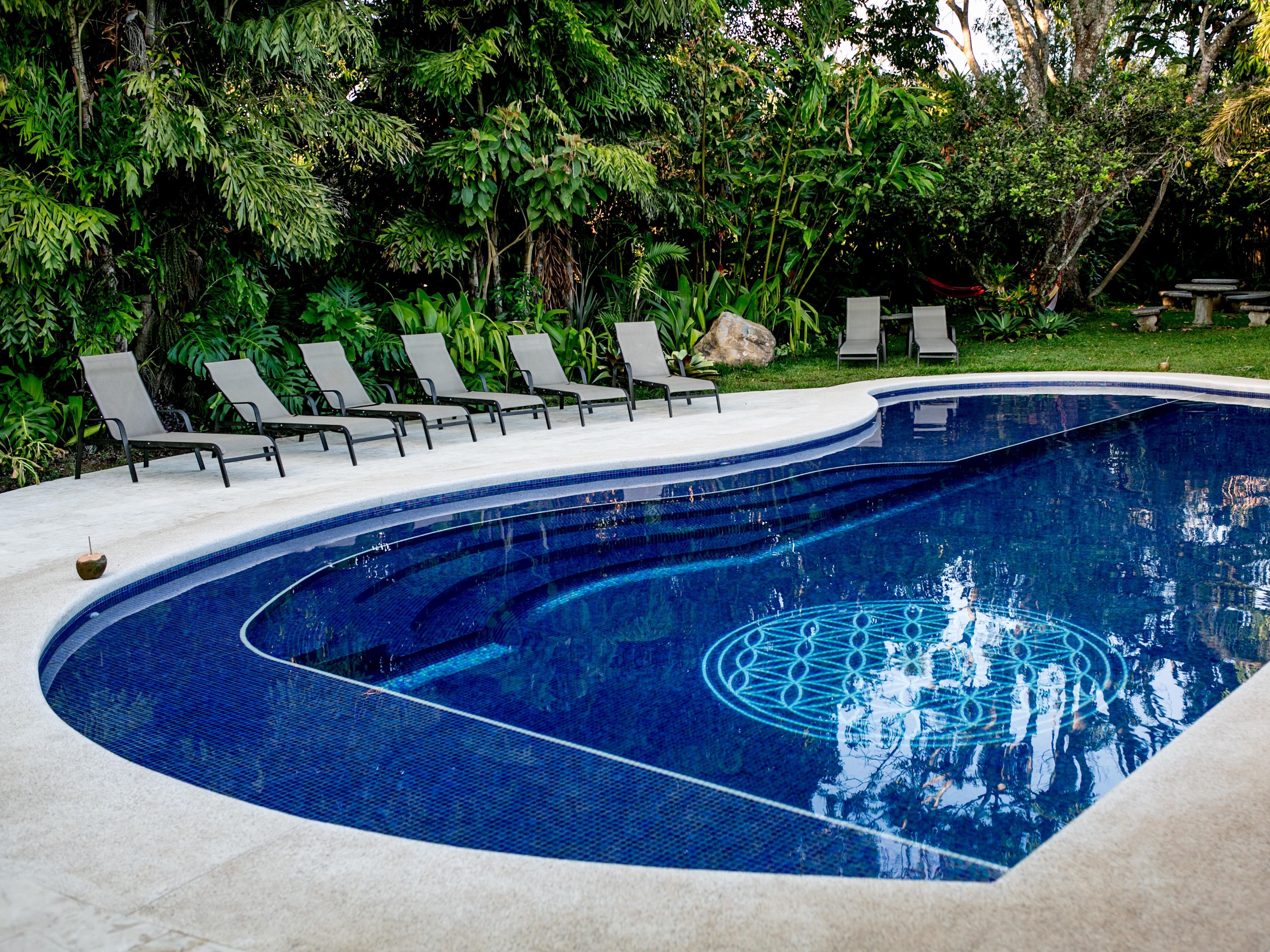 0006_Pool